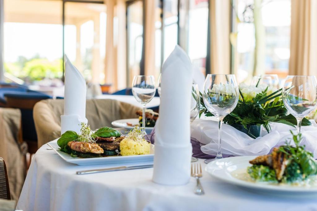 Hotel La Siesta & Medical Spa Jastrzębia Góra Eksteriør bilde
